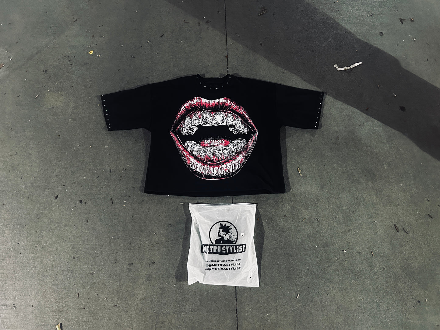 METRO STYLIST BLACK OVERSIZED UNISEX CROPPED TEES 1.0