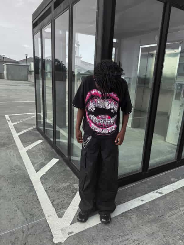 METRO STYLIST BLACK OVERSIZED UNISEX CROPPED TEES 1.0