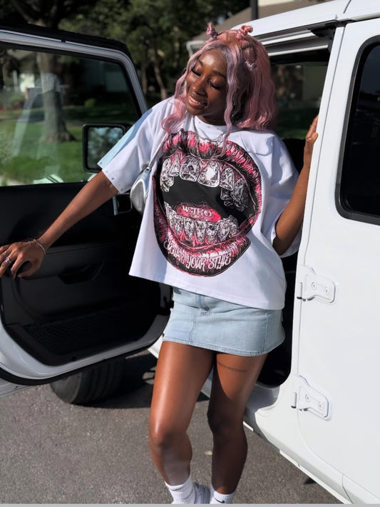 METRO STYLIST WHITE "GRILLZ TEE" 2025